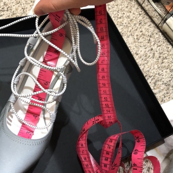 NEW IN BOX NIB Ben Taverniti Unravel Project Pump 35 5 Gray Blue Reflective Heel - Picture 9 of 10